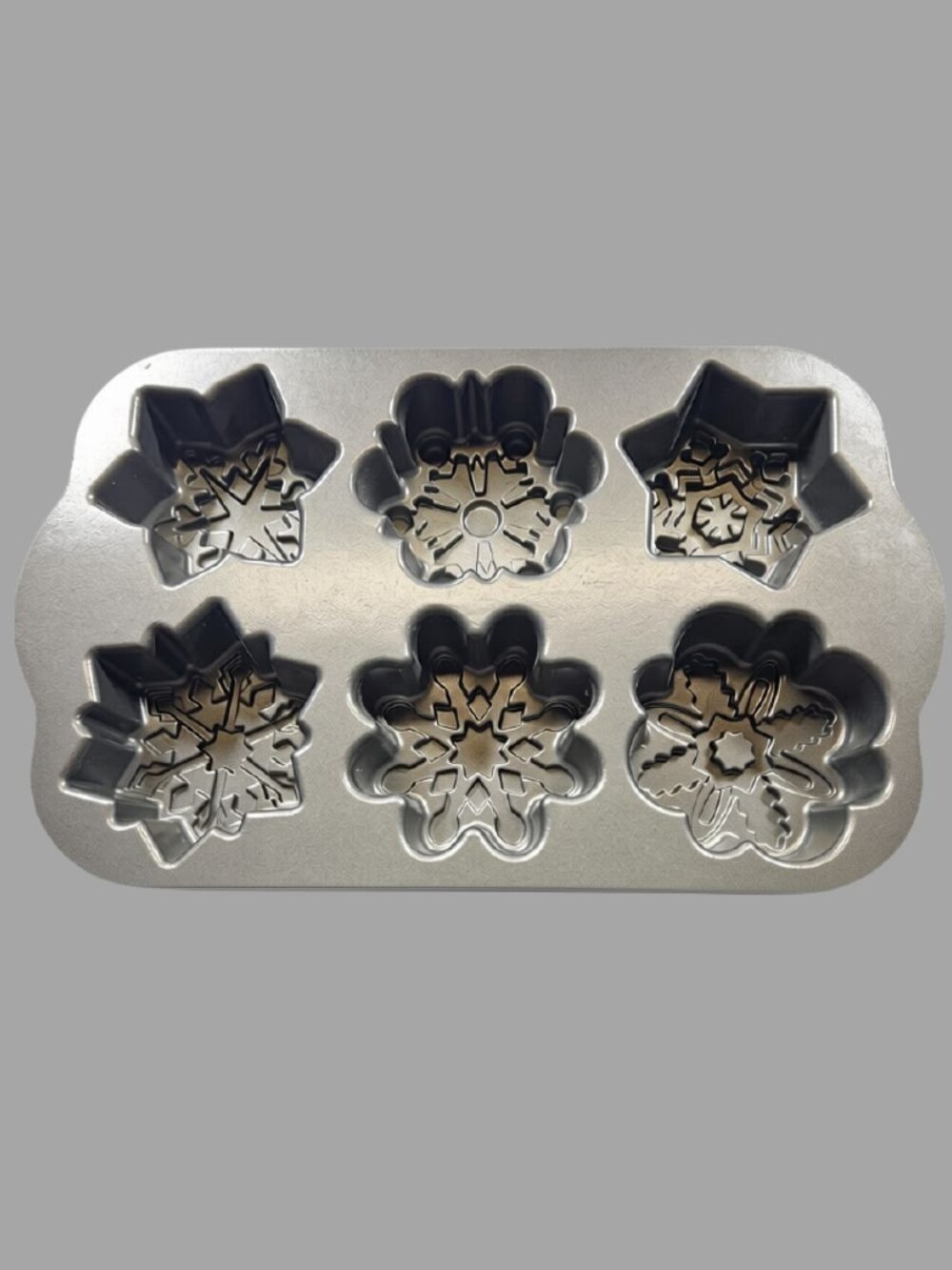Nordic Ware Snowflake Cakelet Pan 6 Cavity Christmas Holiday Baking Made USA